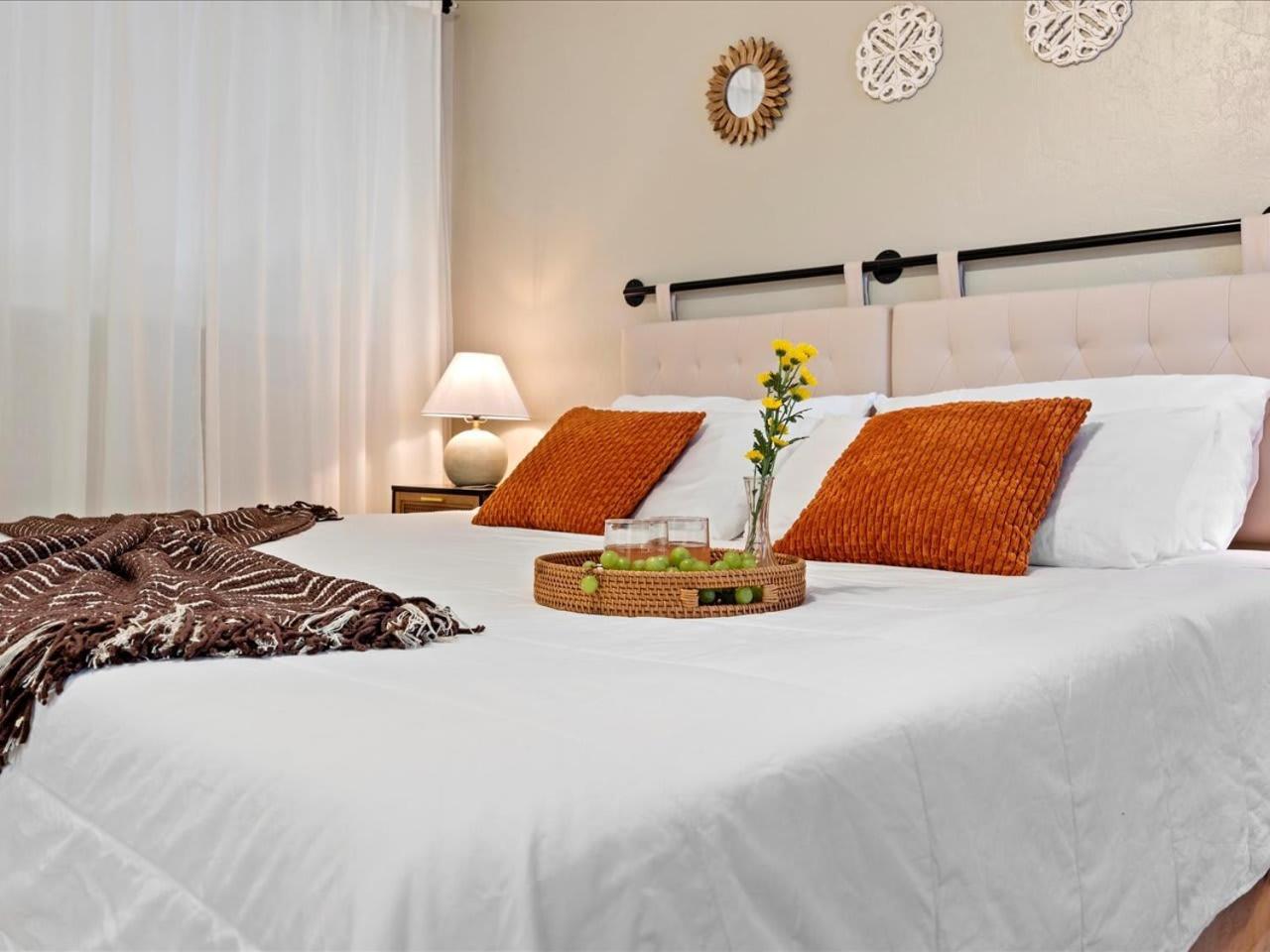 Artist'S Tower Townhome Just Renovated W Loft Gainesville Ngoại thất bức ảnh